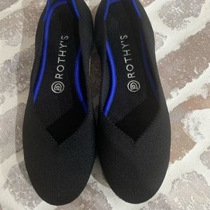 Rothy’s black round toe flats 8.5